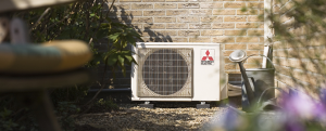 Airconditioning warmte unit buiten